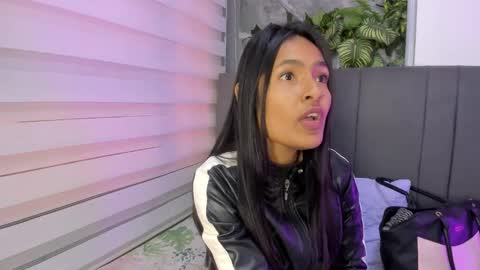 fernanda_liie_ online show from December 2025 12:34:02 PM