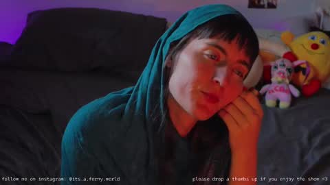 Snapshot of fernydew chatting on February 2025 08:09:02 PM Fern next stream 430pm Monday PST online show from February 2025 08:09:02 PM