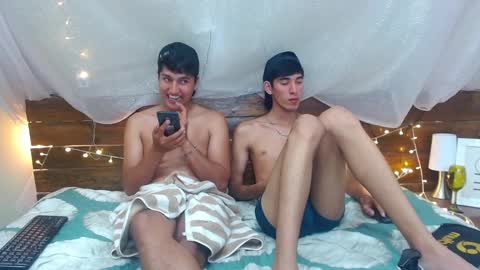 Snapshot of ferphoenix_ chatting on January 2025 09:34:02 AM FER PHOENIX online show from January 2025 09:34:02 AM