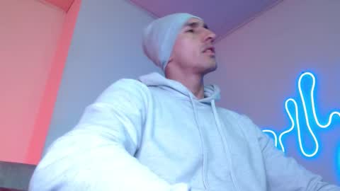 Snapshot of festbody1 chatting on January 2025 01:11:01 PM Festbody1 online show from January 2025 01:11:01 PM