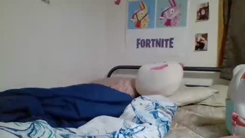 Snapshot of fetishfranzy69 chatting on September 2025 12:11:01 AM gummybear101 online show from September 2025 12:11:01 AM