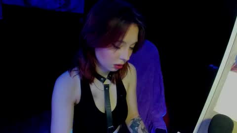 Kimberly online show from December 2025 01:48:01 PM