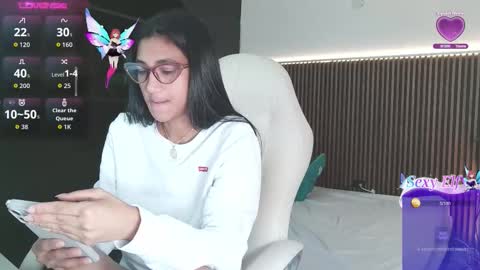 Freyja  online show from March 2026 05:17:01 PM