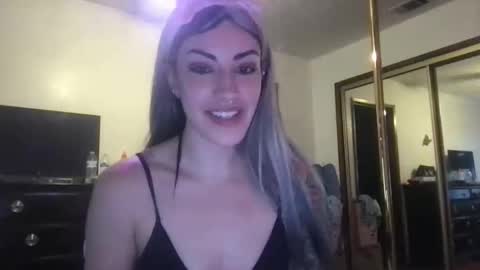 fgsammie online show from November 2025 10:15:02 PM