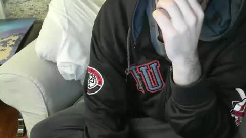 Snapshot of fidelio89 chatting on November 2025 10:04:02 PM Fid online show from November 2025 10:04:02 PM