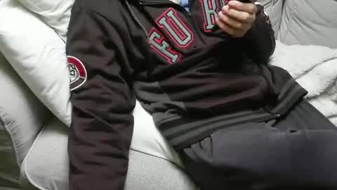 Snapshot of fidelio89 chatting on December 2025 09:07:01 AM Fid online show from December 2025 09:07:01 AM