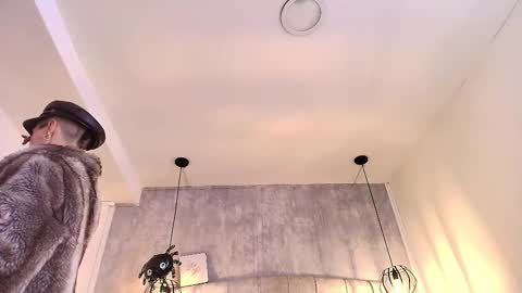   online show from November 2025 11:54:01 AM