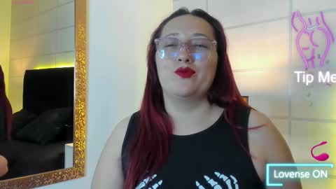 Snapshot of fieryluciana chatting on October 2025 04:42:01 AM Luciana online show from October 2025 04:42:01 AM