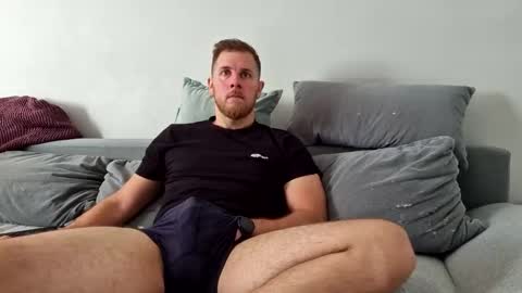 fiolkamil online show from September 2025 08:07:01 AM