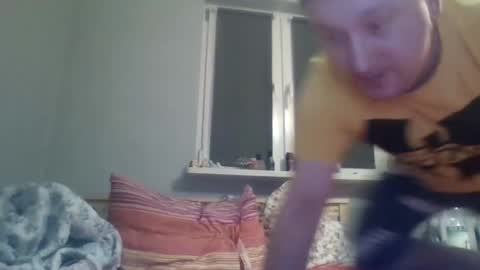 Snapshot of filipek757 chatting on November 2025 10:32:01 PM filipek757 online show from November 2025 10:32:01 PM