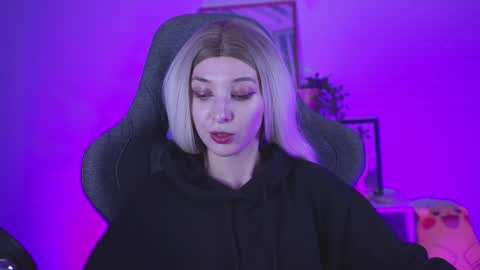 cap and Lana  online show from December 2024 11:33:02 AM