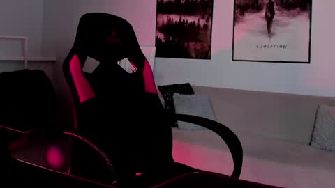 cap and Lana  online show from January 2025 04:55:02 PM