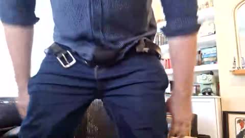 Snapshot of filthylittlemanslut1983 chatting on December 2025 09:47:02 AM filthylittlemanslut1983 online show from December 2025 09:47:02 AM