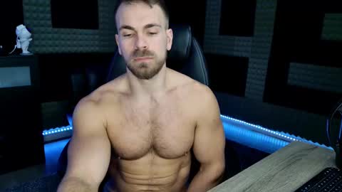 Snapshot of finch93 chatting on February 2025 05:33:01 PM Nick online show from February 2025 05:33:01 PM