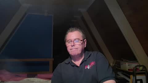 Snapshot of finderfiner chatting on October 2025 09:41:02 AM finderfiner online show from October 2025 09:41:02 AM