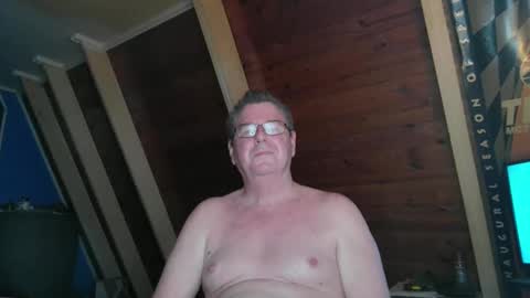 Snapshot of finderfiner chatting on November 2025 08:00:02 AM finderfiner online show from November 2025 08:00:02 AM