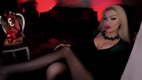 AlfaFemale online show from November 2025 04:34:02 AM