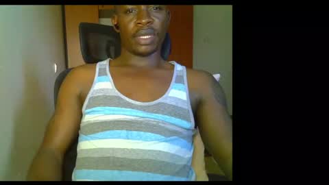 Snapshot of fineebony chatting on May 2026 11:50:01 AM HOT AND SWEET online show from May 2026 11:50:01 AM