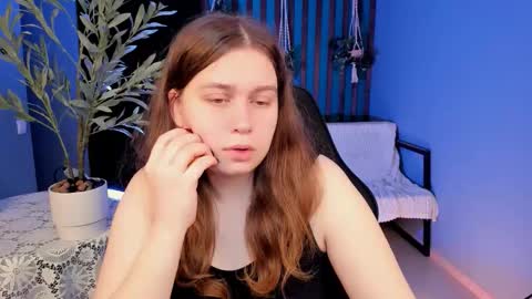 fiora online show from March 2026 05:24:02 AM