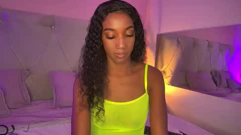 Fiorela Lenin  online show from March 2026 06:20:01 PM