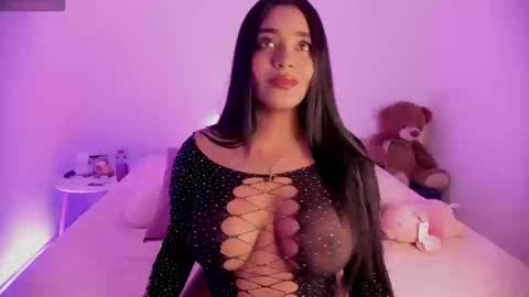 mishellehecht online show from October 2025 09:49:02 PM