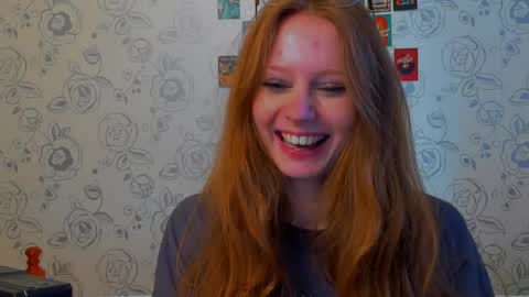 fire_luna online show from May 2026 10:33:01 AM