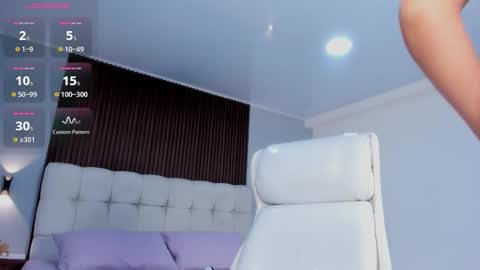 Duvan Jones online show from March 2026 04:38:02 AM