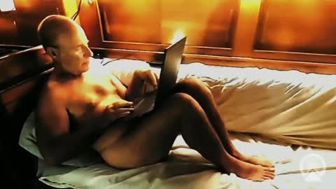 Snapshot of fireplay_33 chatting on June 2026 05:28:01 AM fireplay_33 online show from June 2026 05:28:01 AM