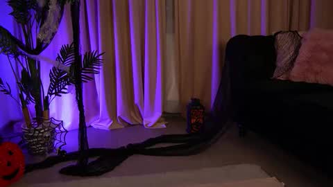 Snapshot of firesbomb777 chatting on October 2025 08:27:02 AM Fires Bomb 777 online show from October 2025 08:27:02 AM