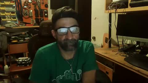 fishermanjack0101 online show from December 2024 03:25:02 AM
