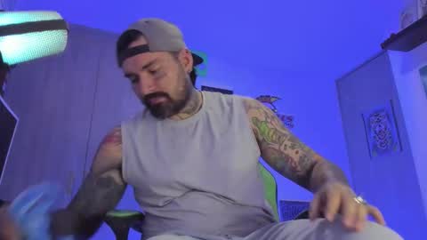 fisherrman666 online show from November 2025 03:18:02 AM