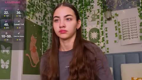 Snapshot of fit_girlfriend chatting on December 2025 04:07:02 AM Ashle online show from December 2025 04:07:02 AM