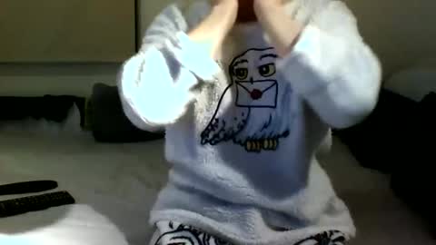 Snapshot of fitbut chatting on January 2025 08:48:01 PM Fitbut online show from January 2025 08:48:01 PM