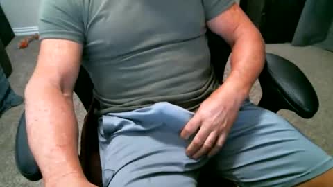 fitguy40 online show from November 2025 10:09:02 PM