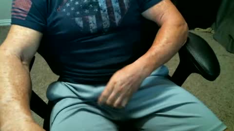 fitguy40 online show from June 2026 03:31:02 AM