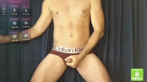 Snapshot of fitguy_84 chatting on March 2026 11:04:02 PM fitguy_84 online show from March 2026 11:04:02 PM