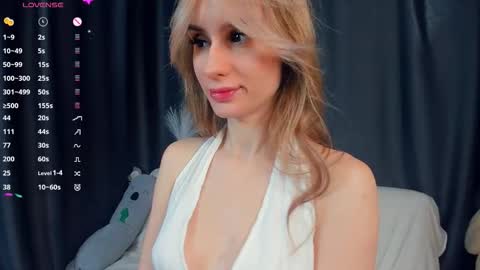 Kira online show from February 2026 02:53:01 AM