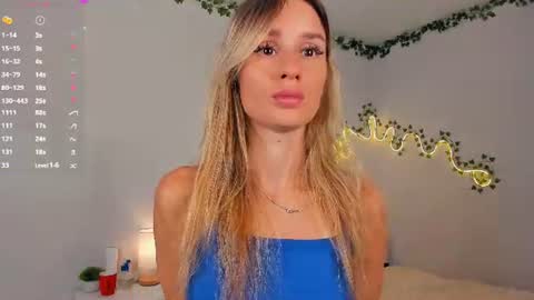 Snapshot of fizana chatting on June 2026 01:23:02 AM Kira online show from June 2026 01:23:02 AM