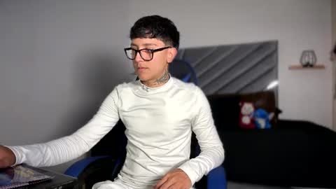 Snapshot of fj_araujo chatting on June 2026 11:30:02 PM fj_araujo online show from June 2026 11:30:02 PM