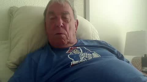 fjcs73 online show from April 2026 06:12:01 PM