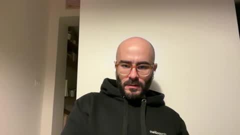 Fla is short for Flavio online show from January 2025 07:00:02 PM