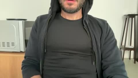 Fla is short for Flavio online show from October 2025 11:33:01 AM