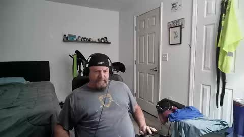 Florida guy online show from January 2025 02:47:01 AM