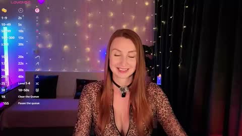 Kristy online show from October 2025 06:15:02 PM