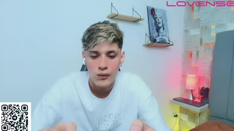 Snapshot of flaquito___ chatting on May 2026 08:36:01 PM Flaquito online show from May 2026 08:36:01 PM