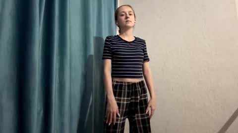 Snapshot of fleshpoetry chatting on February 2026 01:26:02 AM Emma online show from February 2026 01:26:02 AM