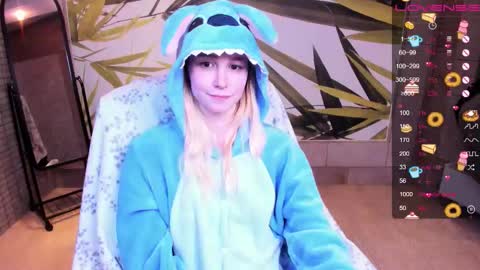 FlexiMona online show from February 2026 10:17:02 PM