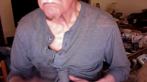 Snapshot of flip4u chatting on December 2024 01:00:02 AM flip4u online show from December 2024 01:00:02 AM