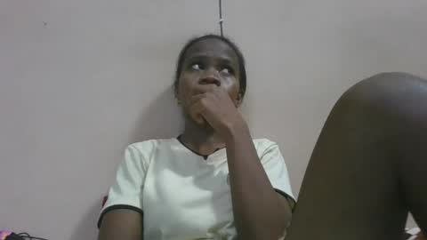 Snapshot of flora48230522373 chatting on May 2026 02:46:01 PM flora48230522373 online show from May 2026 02:46:01 PM