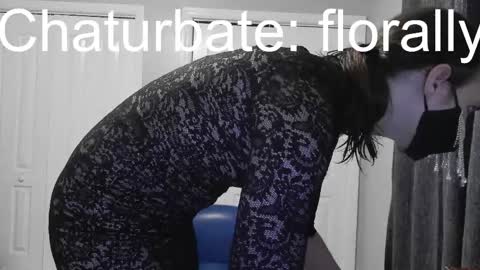 Snapshot of florally chatting on May 2026 05:36:02 AM Florally Mille Bun online show from May 2026 05:36:02 AM